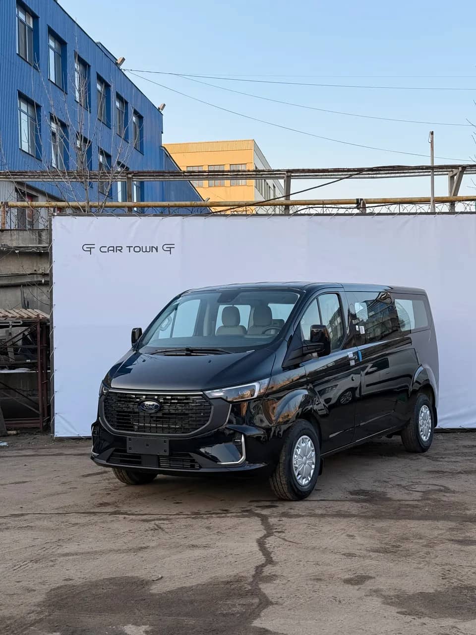 Ford Transit Custom 2026, Базовая, цвет белый — новый автомобиль под заказ