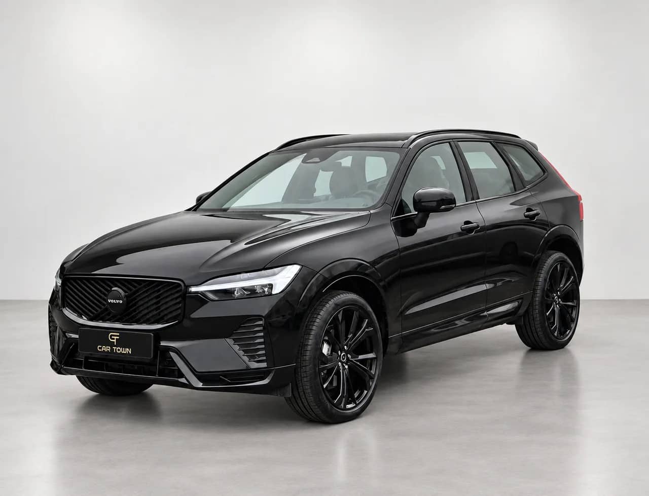 Volvo XC60 2026, Ultra, цвет чёрный — новый автомобиль под заказ