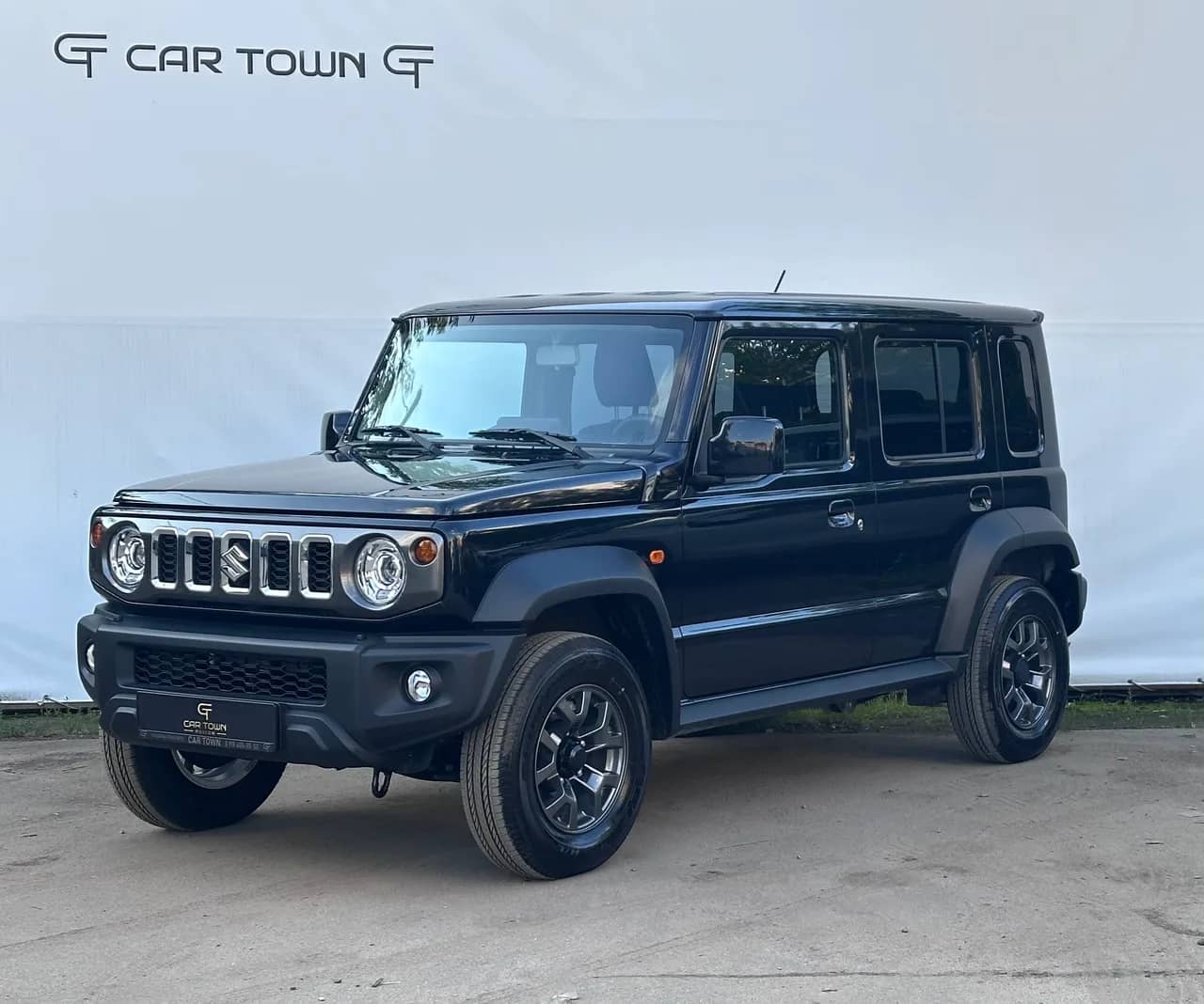 Suzuki Jimny 2026, GLX, цвет белый — новый автомобиль под заказ