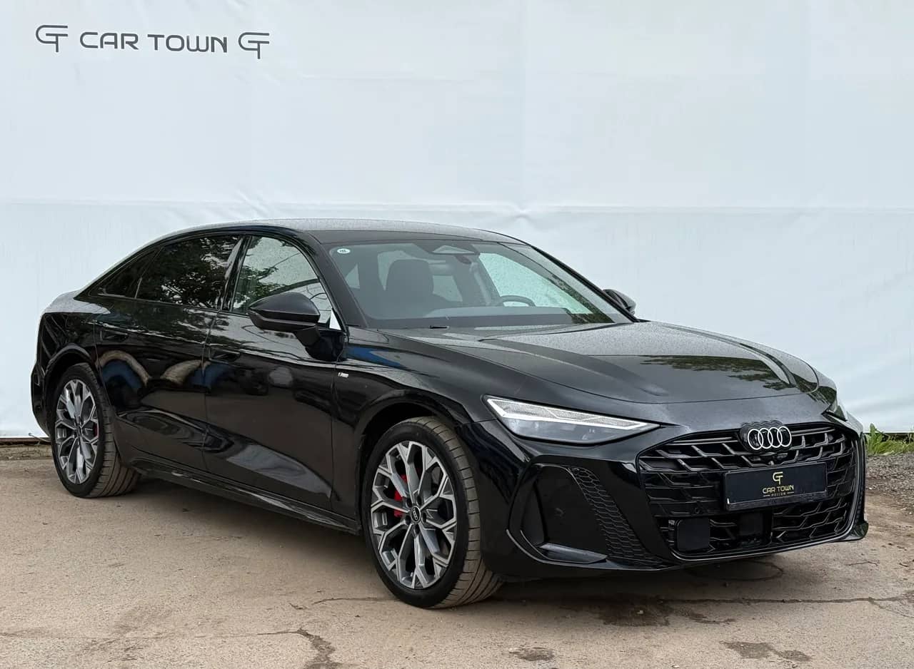 Audi A6 2026, S line, цвет чёрный — новый автомобиль под заказ