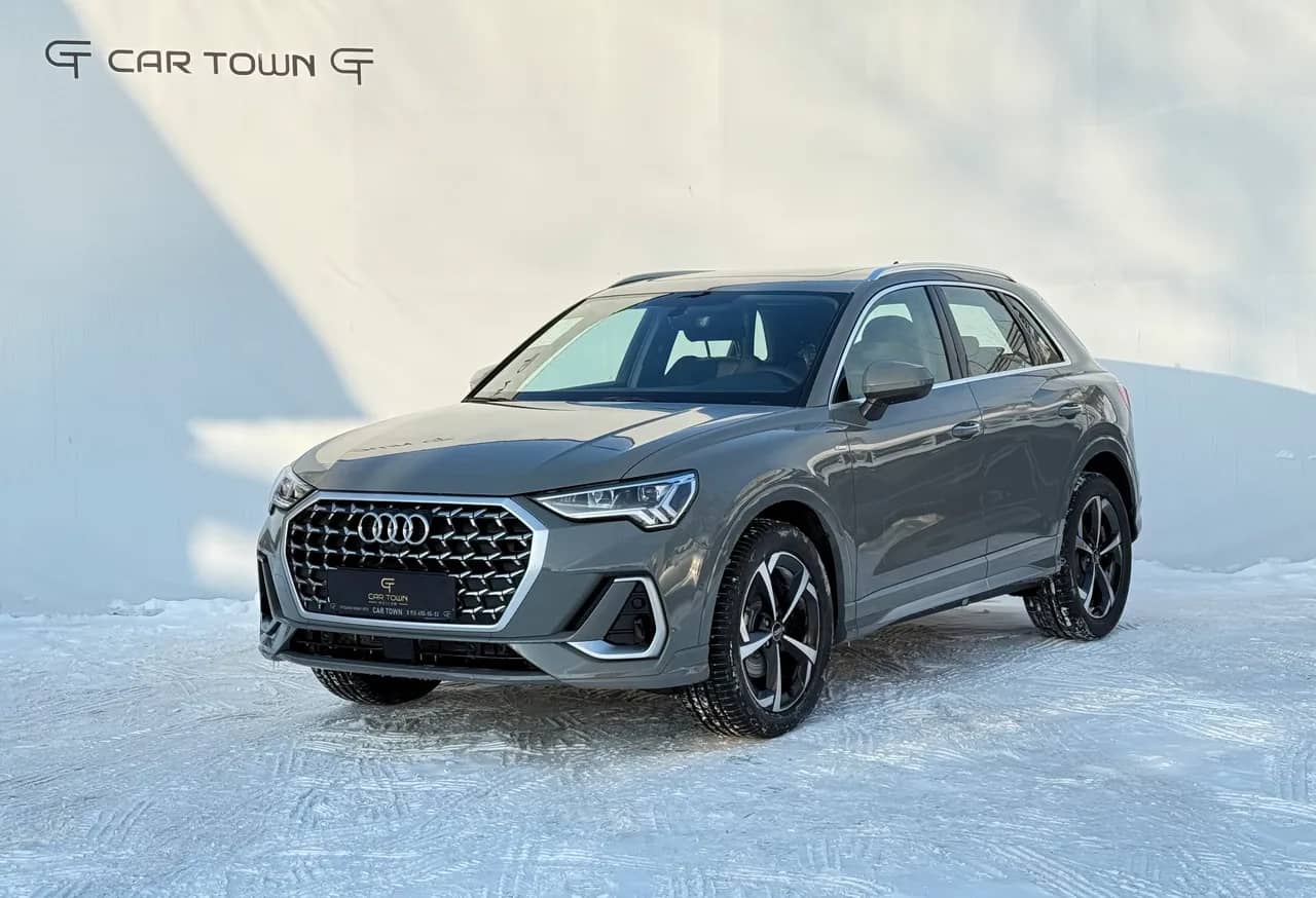 Audi Q3 2026, 45 TFSI quattro S tronic, цвет чёрный — новый автомобиль под заказ