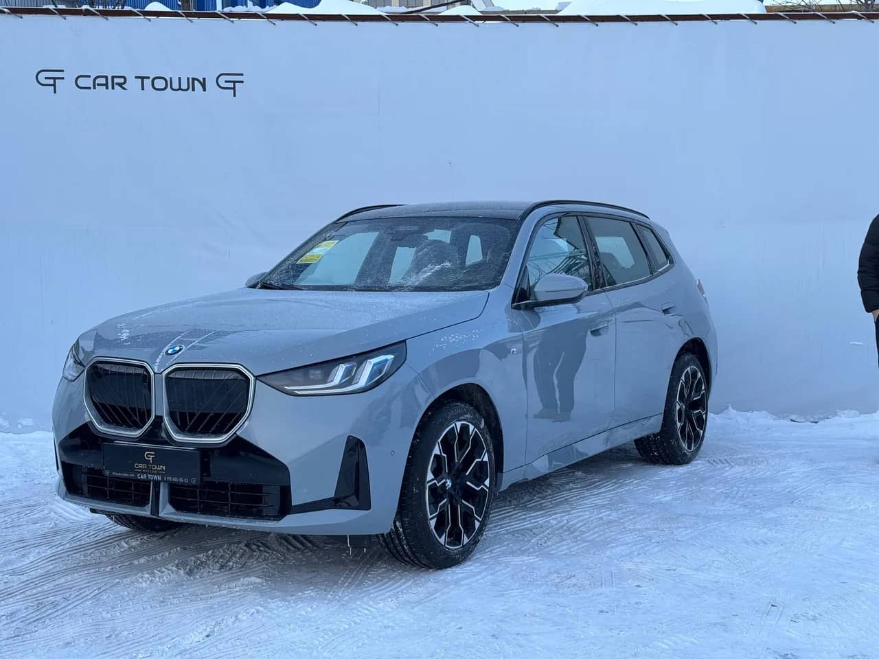 BMW X3 2026, xDrive30L Leading M Sport, цвет чёрный — новый автомобиль под заказ