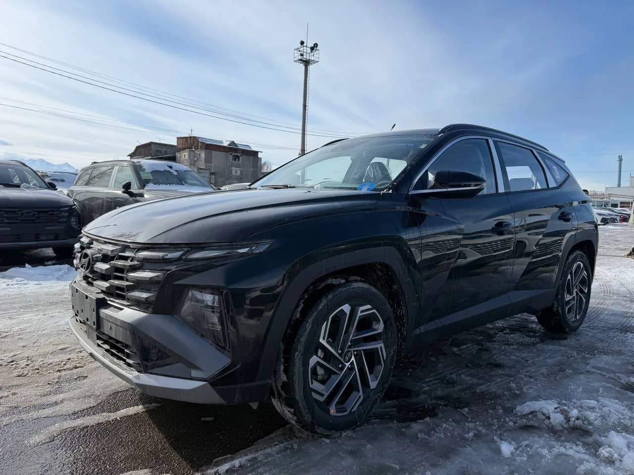 Hyundai Tucson 2026, Premium, цвет чёрный — новый автомобиль под заказ