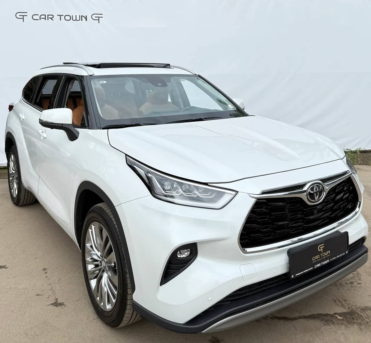 Toyota Highlander 2026, Престиж, цвет чёрный — новый автомобиль под заказ