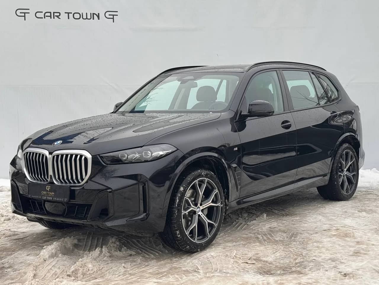 BMW X5 2026, XDrive30Li M Sport, цвет чёрный — новый автомобиль под заказ