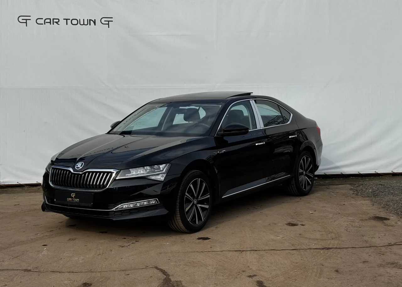 SKODA Superb, фото 1